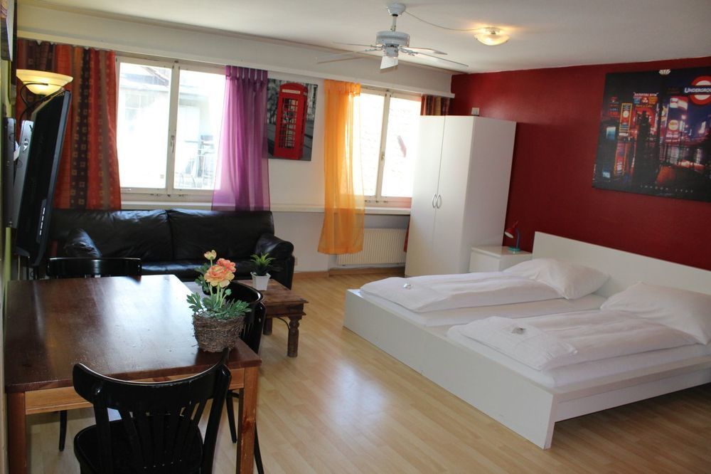 Hotel & Backpackers Zak Schaffhausen Exterior foto